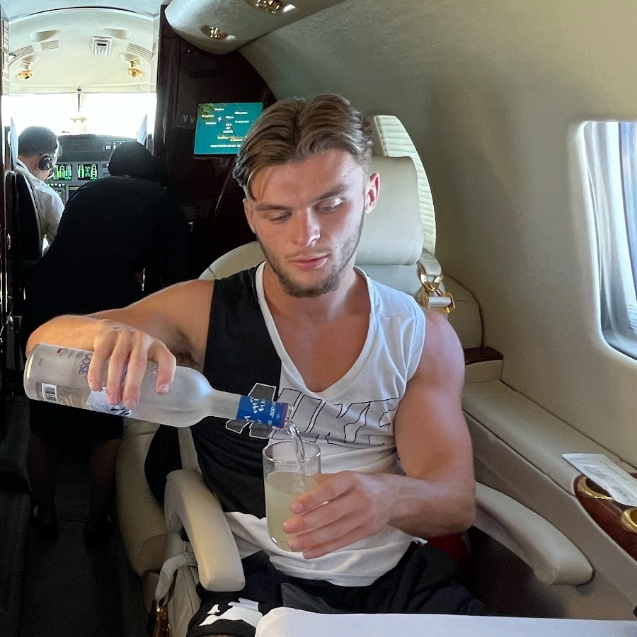 Ed Mathews - Content Creator